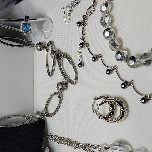 Silver & Blue Jewelry Set - Picture 8 of 8